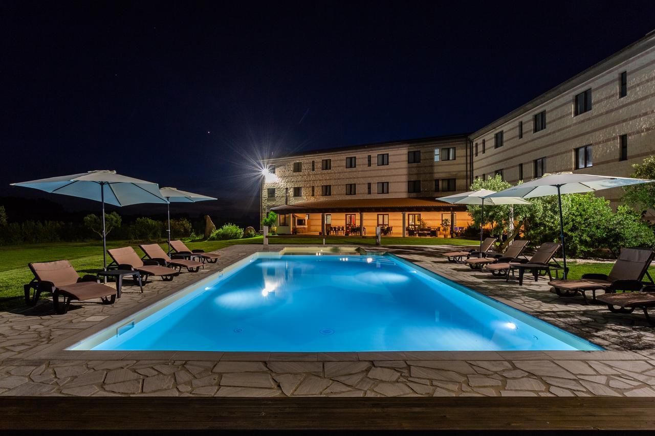 Rodia Inn Ористано Екстериор снимка